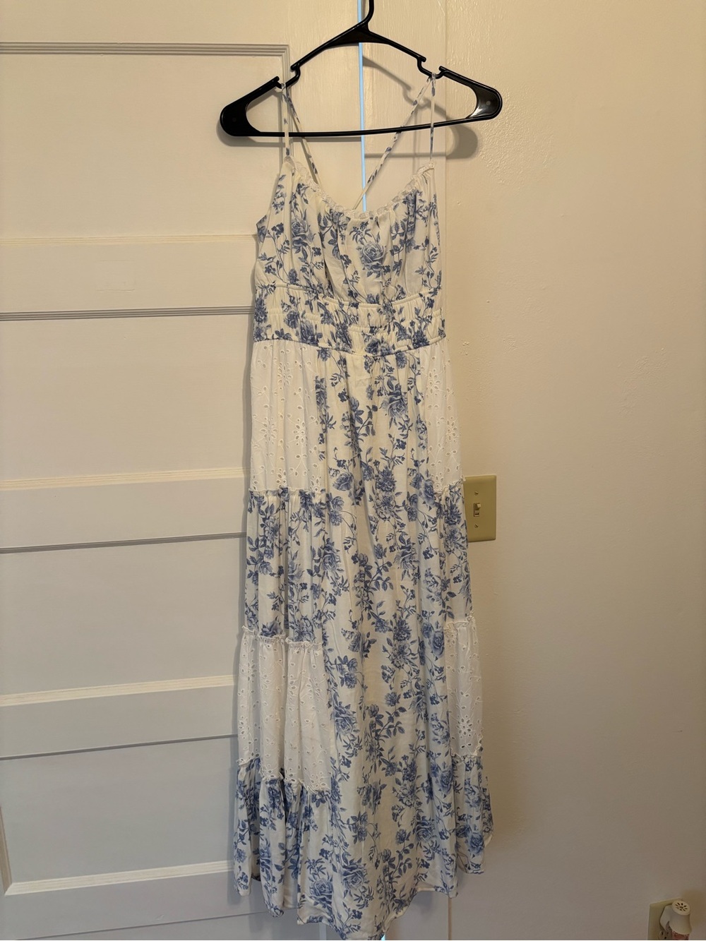 Francesca's Collections White and Blue Floral Tiered Maxi Dress